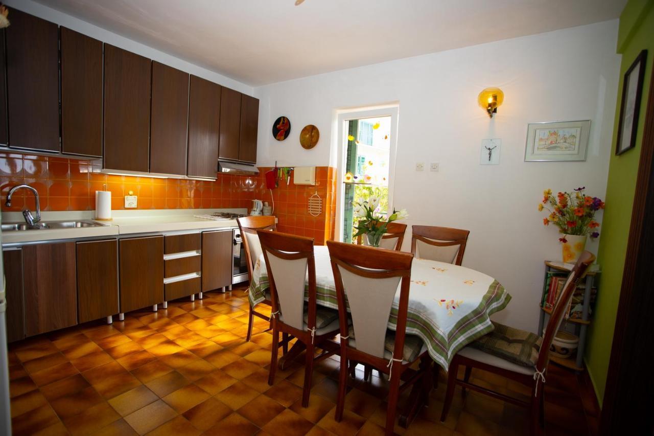 Apartment Nola ポドゥゴラ エクステリア 写真