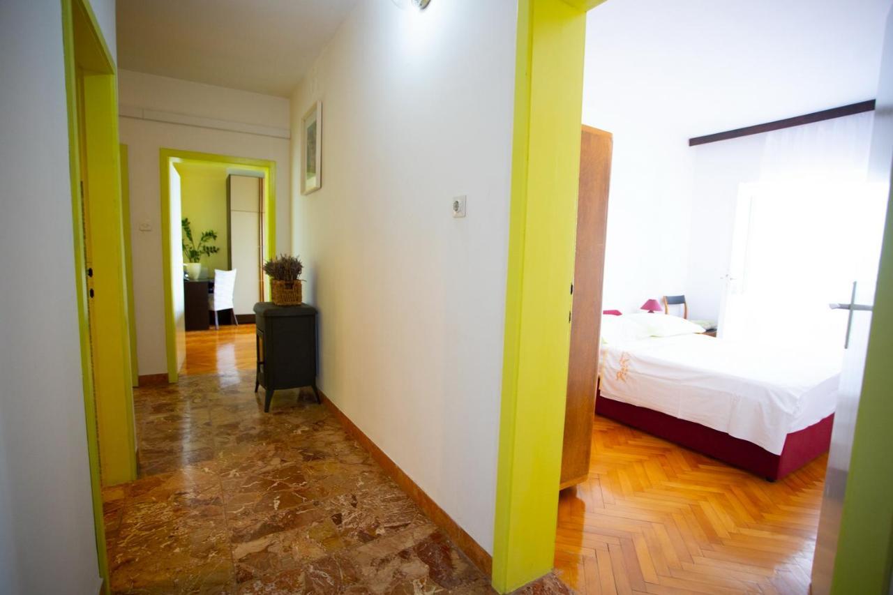 Apartment Nola ポドゥゴラ エクステリア 写真
