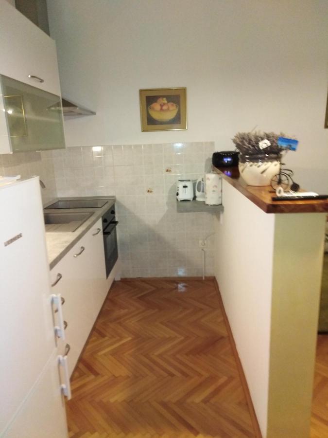 Apartment Nola ポドゥゴラ エクステリア 写真